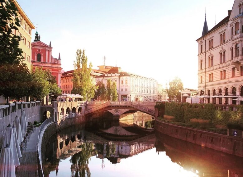 國內外旅遊、機票、交通、住宿幫您辦到好!