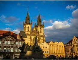 國內外旅遊、機票、訂房，跟著翔翼旅遊，翼起遨遊！