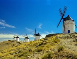 國內外旅遊、機票、訂房，跟著翔翼旅遊，翼起遨遊！