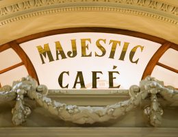 國內外旅遊、機票、訂房，跟著翔翼旅遊，翼起遨遊！